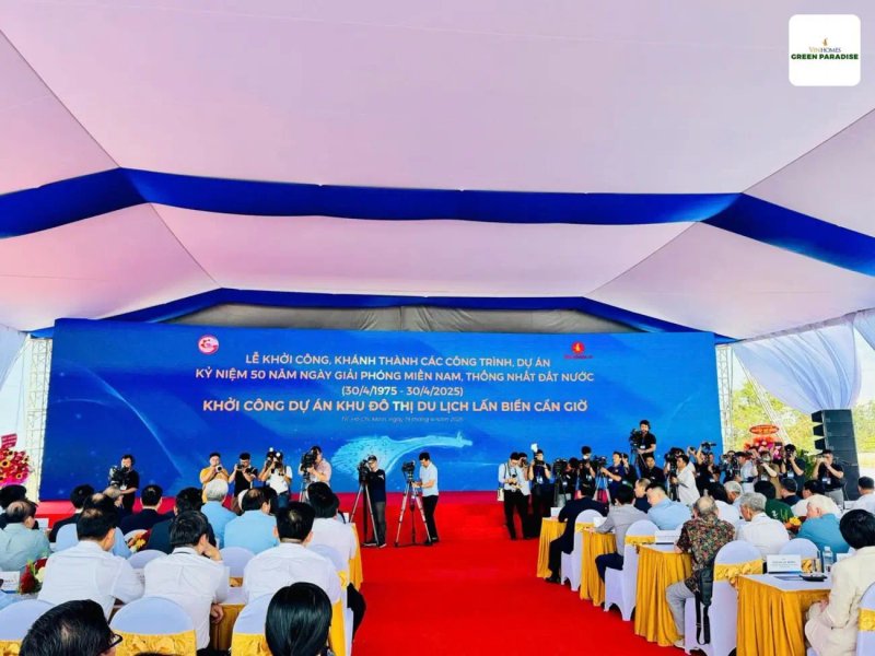 image-nha-dau-tu-ha-noi-do-xo-mua-vinhomes-can-gio-co-hoi-vang-hay-rui-ro-tiem-an-10