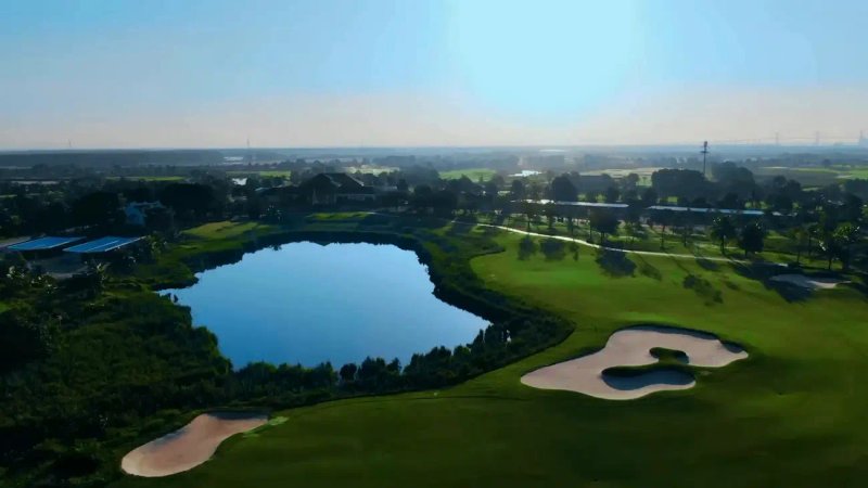 image-trai-nghiem-golf-thuong-luu-tai-2-san-18-lo-dang-cap-vinhomes-can-gio-50